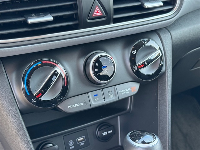 2021 Hyundai Kona SEL photo 21