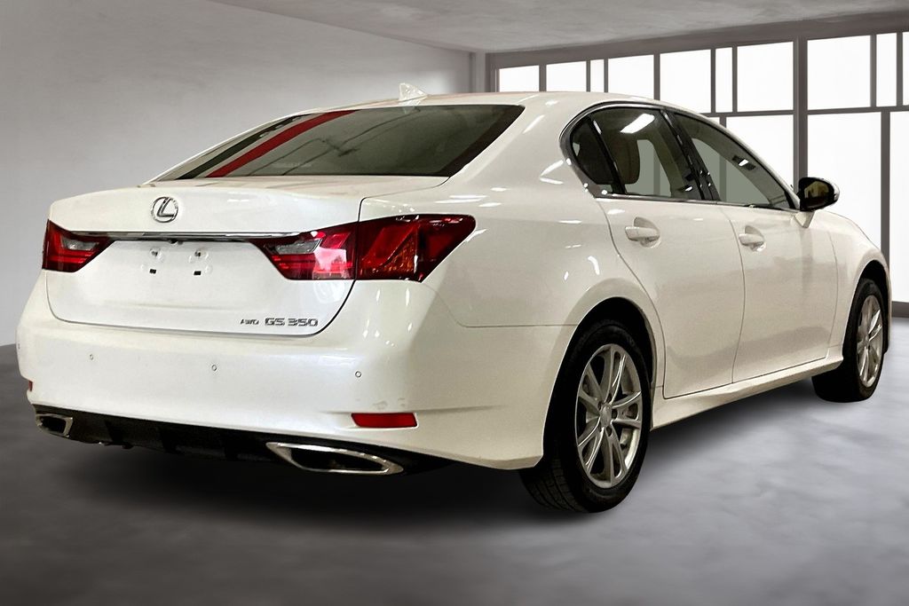 2015 Lexus GS 350 photo 2