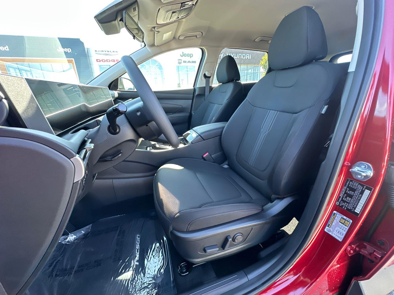 2026 Hyundai Tucson SEL photo 9