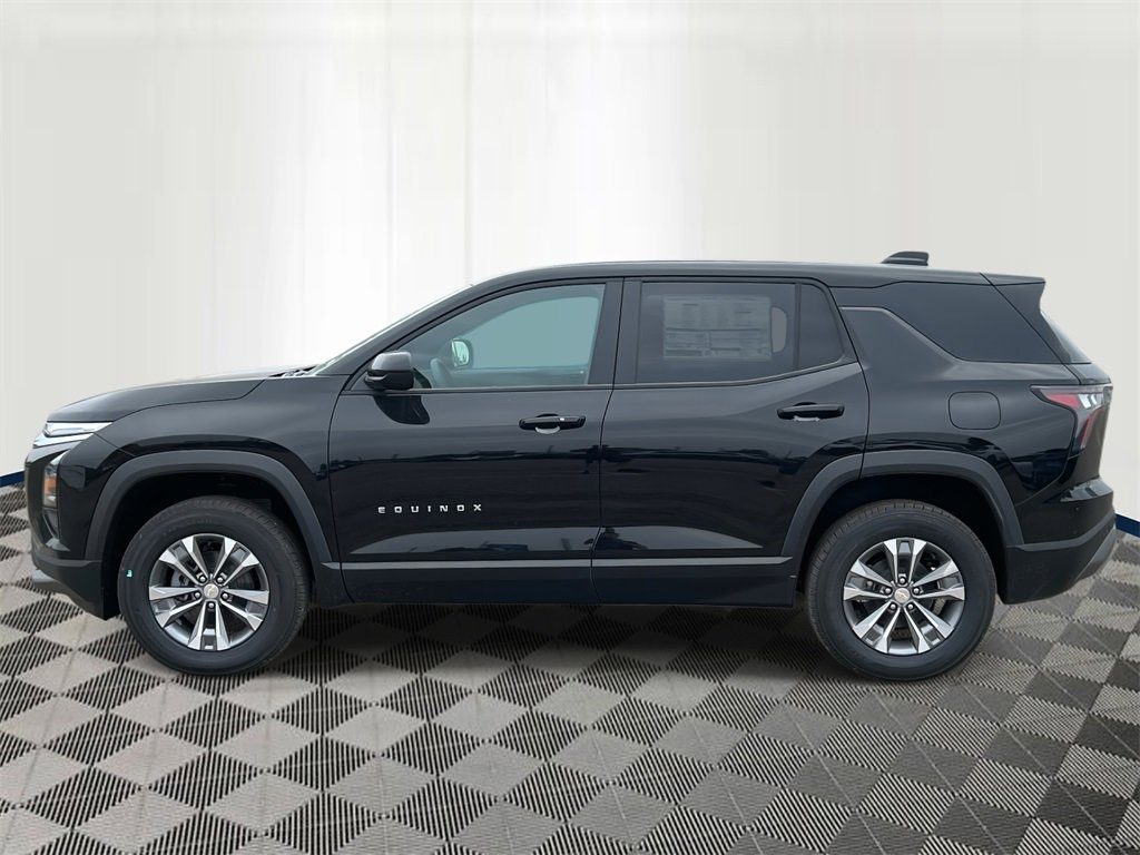 2026 Chevrolet Equinox LT photo 2