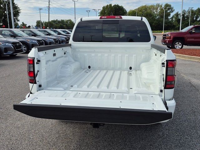 2026 Nissan Frontier SV photo 4