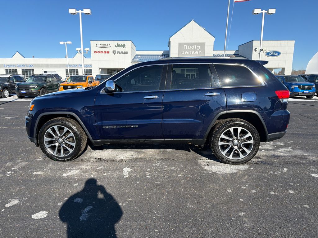 Used 2018 Jeep Grand Cherokee Limited with VIN 1C4RJFBG3JC269773 for sale in New Lisbon, WI
