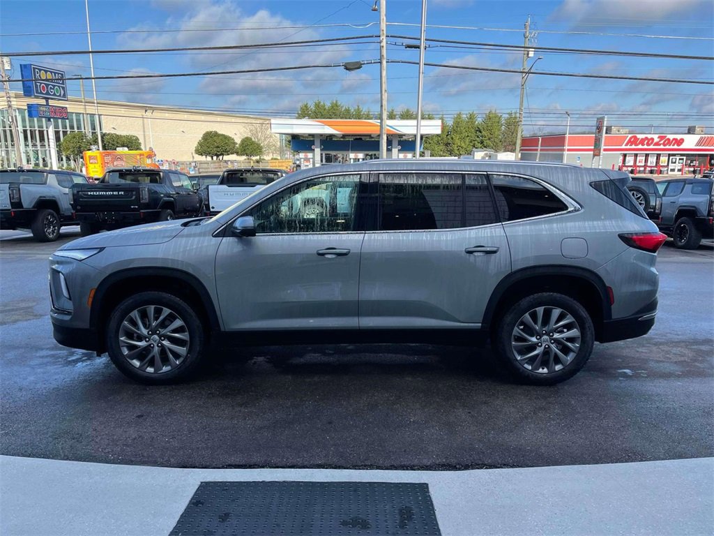 2025 Buick Enclave Preferred photo 6