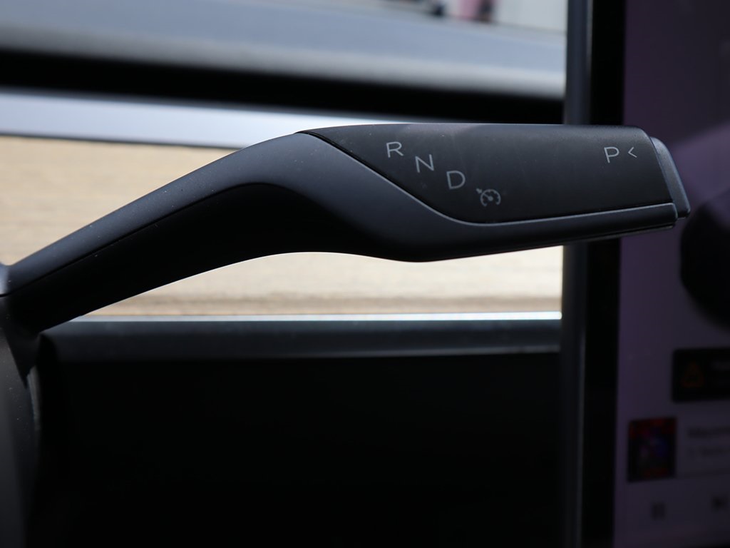 2021 Tesla Model 3 Standard Range Plus photo 41