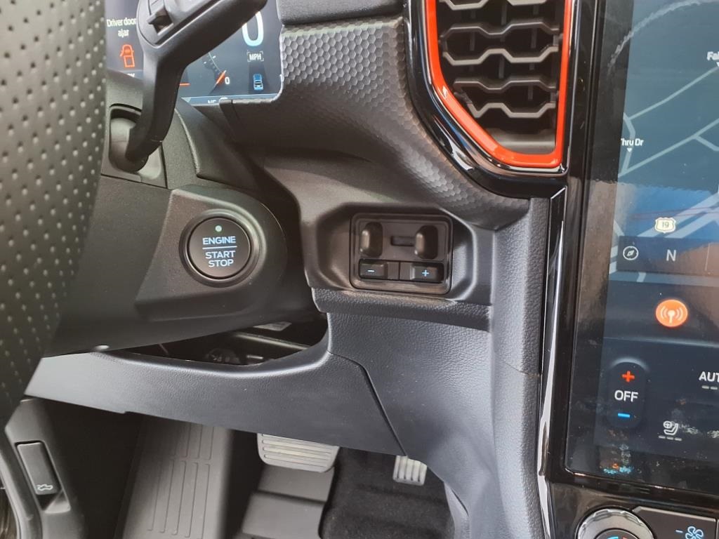 2025 Ford Ranger Raptor photo 14