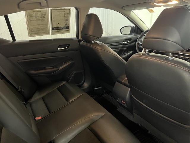 2022 Nissan Altima 2.5 SR photo 17