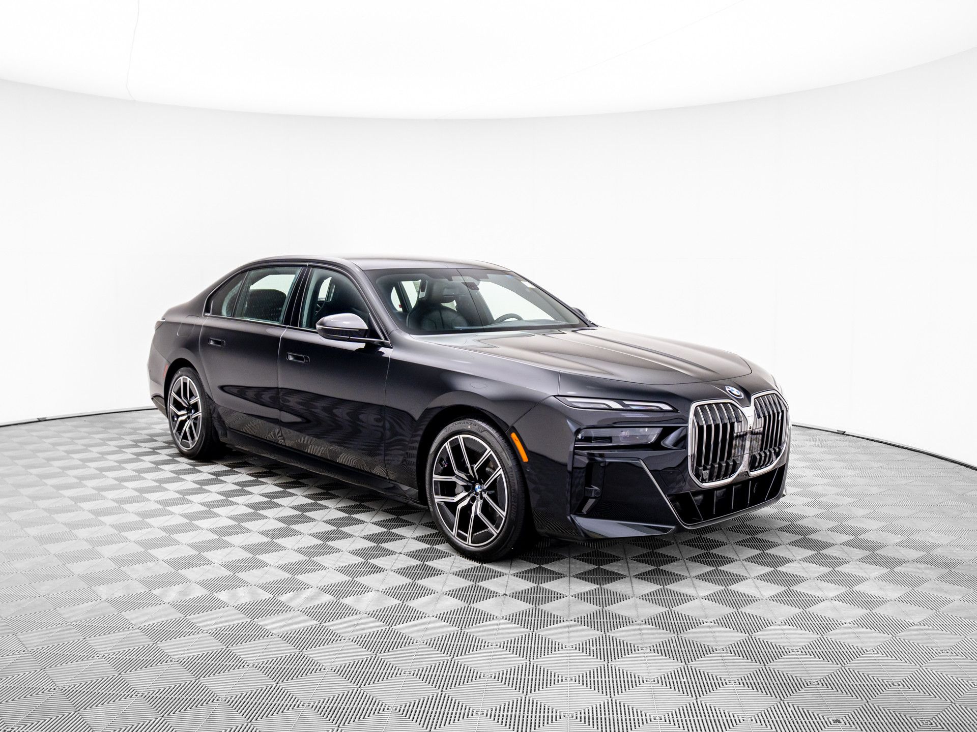 New 2025 Black Sapphire Metallic BMW xDrive60 image 7
