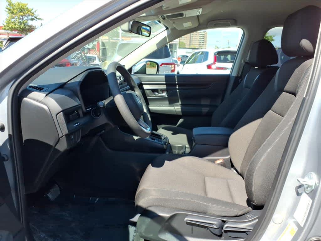 2025 Honda CR-V LX photo 11