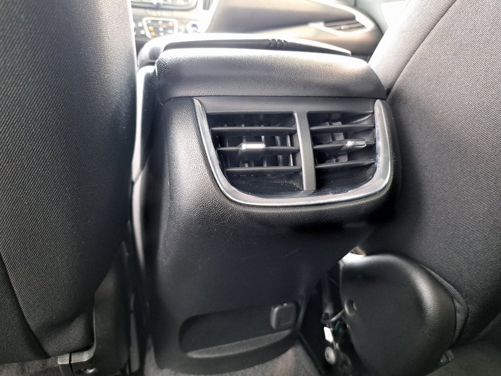 2023 Chevrolet Malibu 1LT photo 24