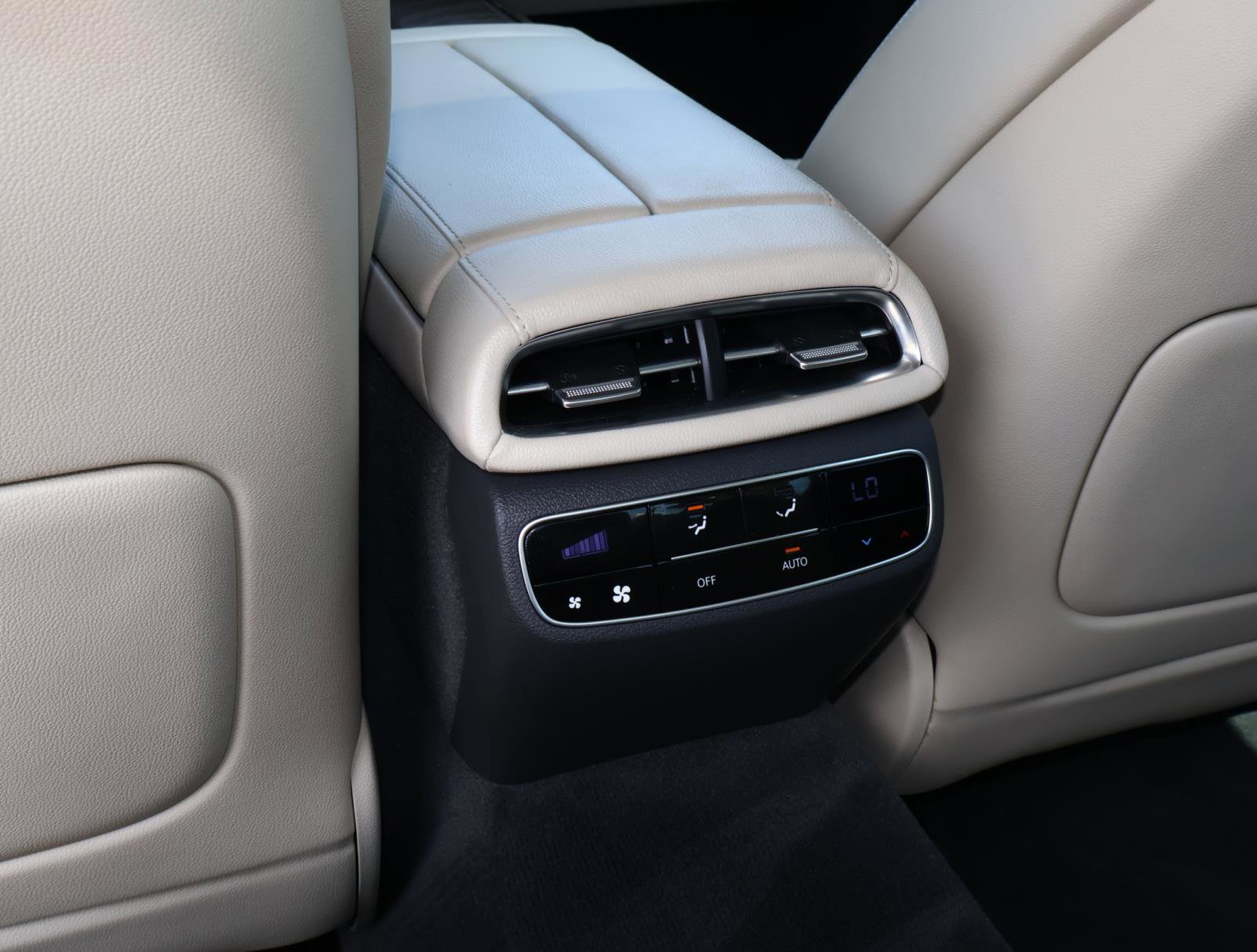 2021 Genesis G80 2.5T photo 12
