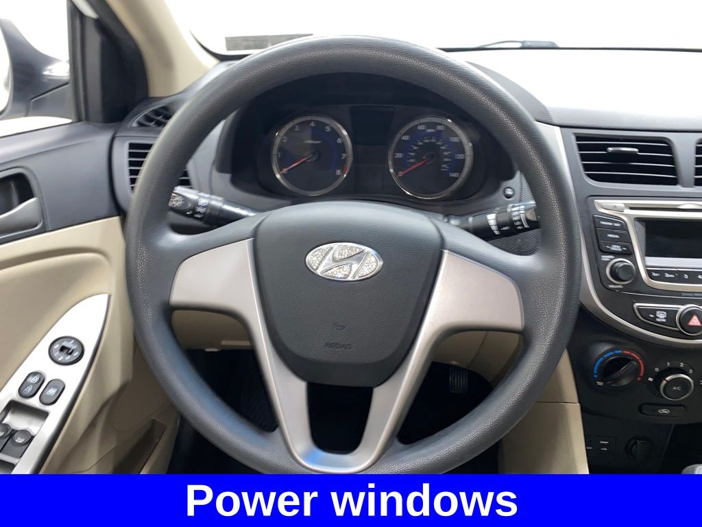 2016 Hyundai Accent SE photo 12