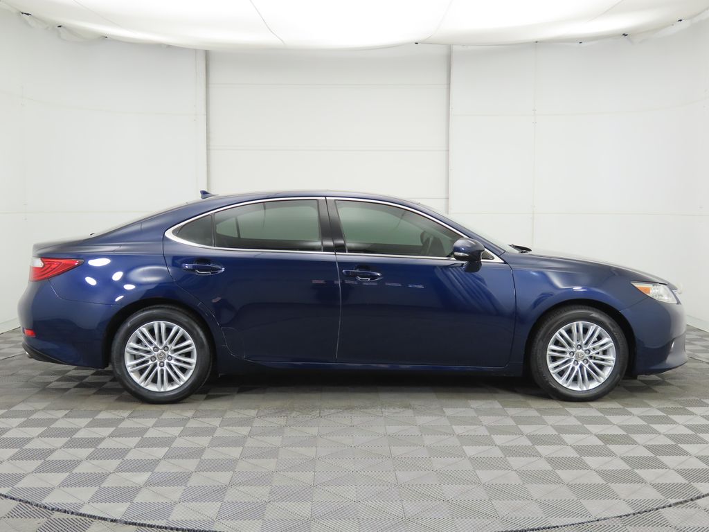 2014 Lexus ES 350 photo 4
