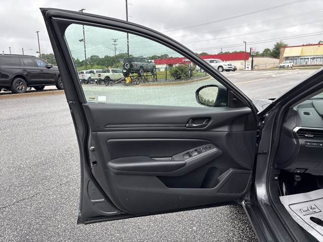 2024 Nissan Altima 2.5 S photo 10