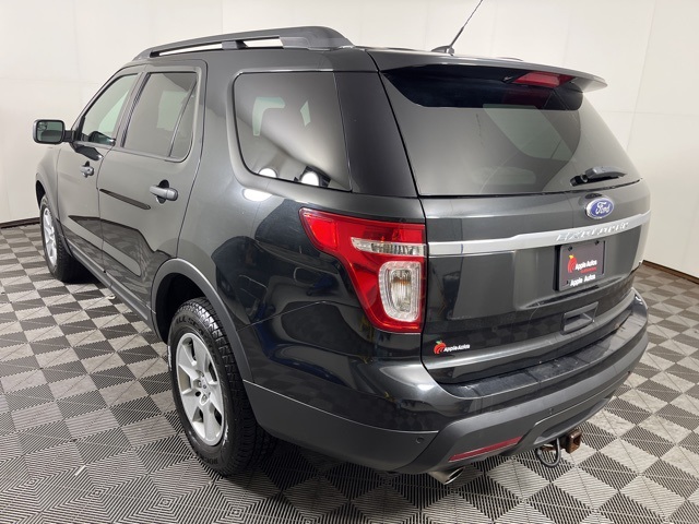 2013 Ford Explorer Base photo 5