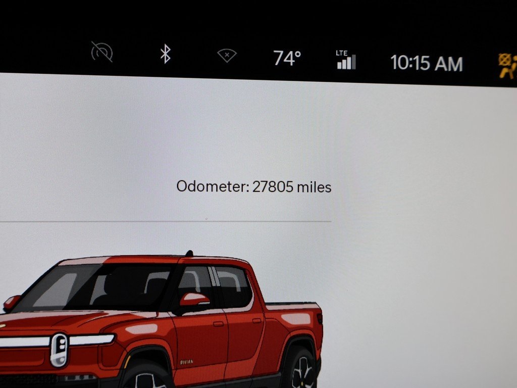 2022 Rivian R1T Adventure photo 37