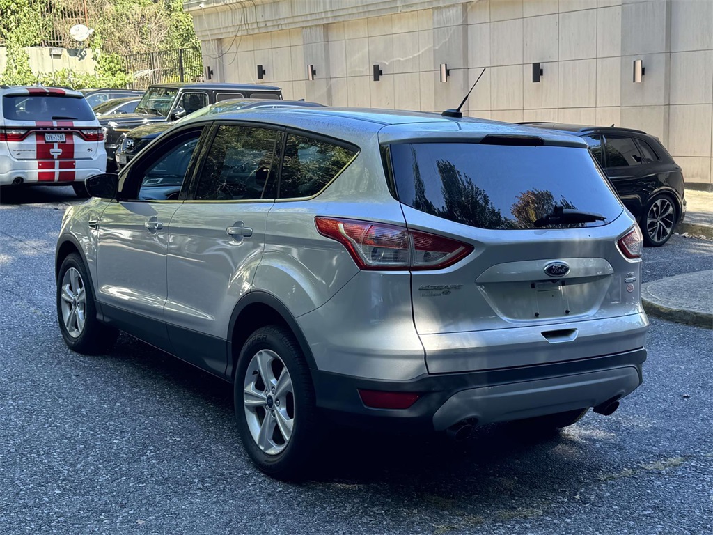 2014 Ford Escape SE photo 4