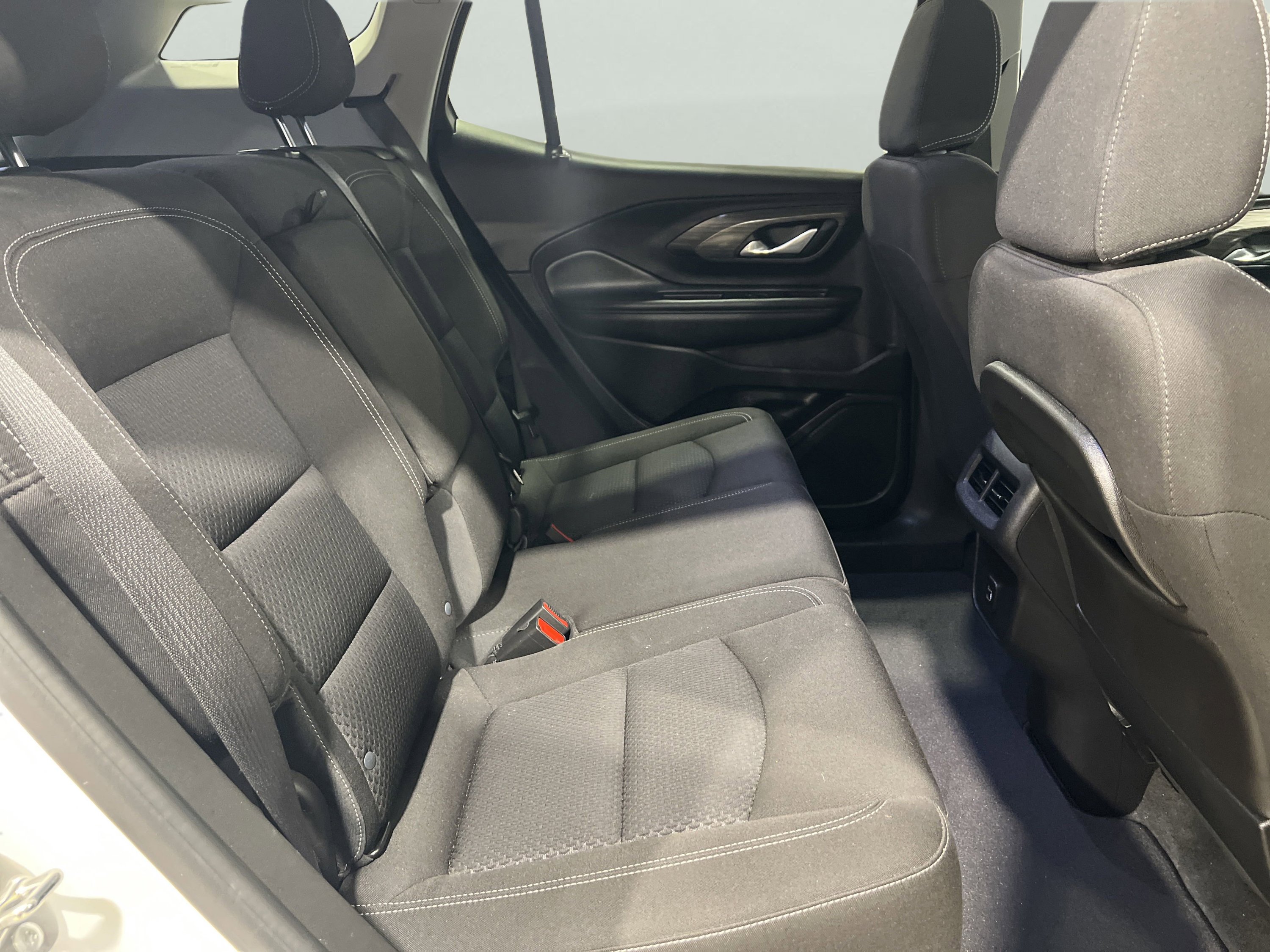 2024 Gmc Terrain SLE photo 15