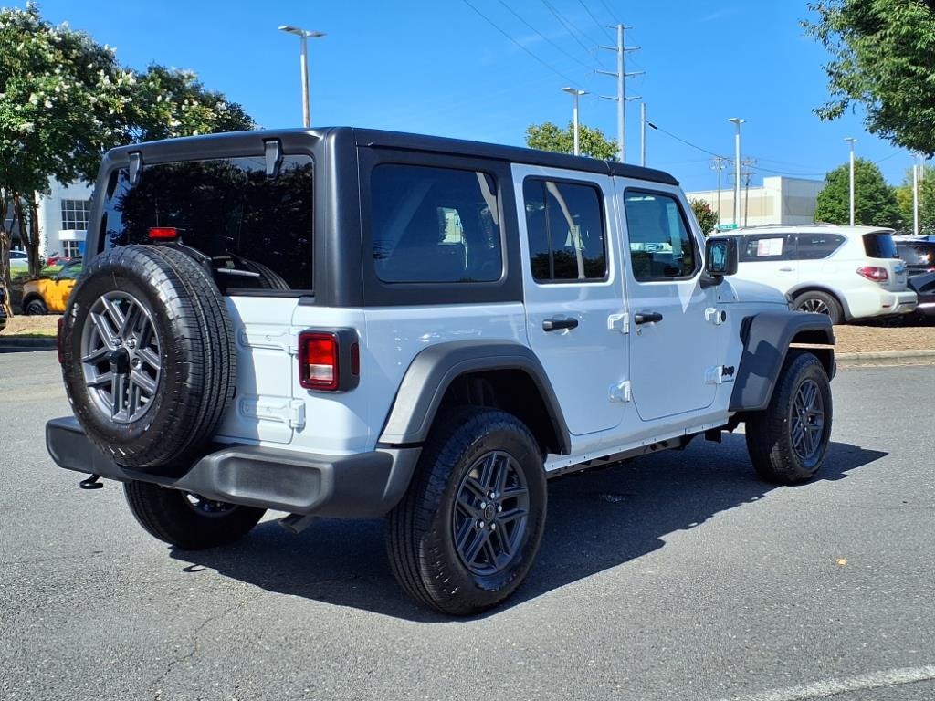 2025 Jeep Wrangler Sport S photo 19