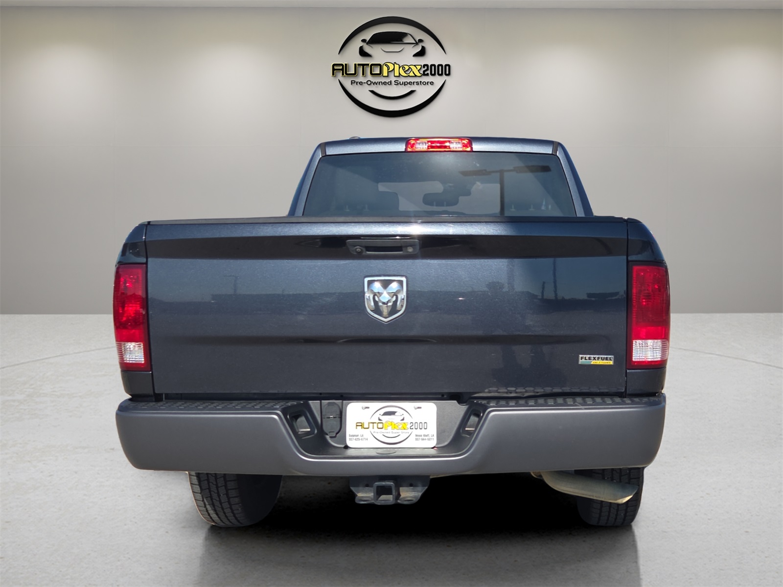2018 Ram 1500 Tradesman photo 2