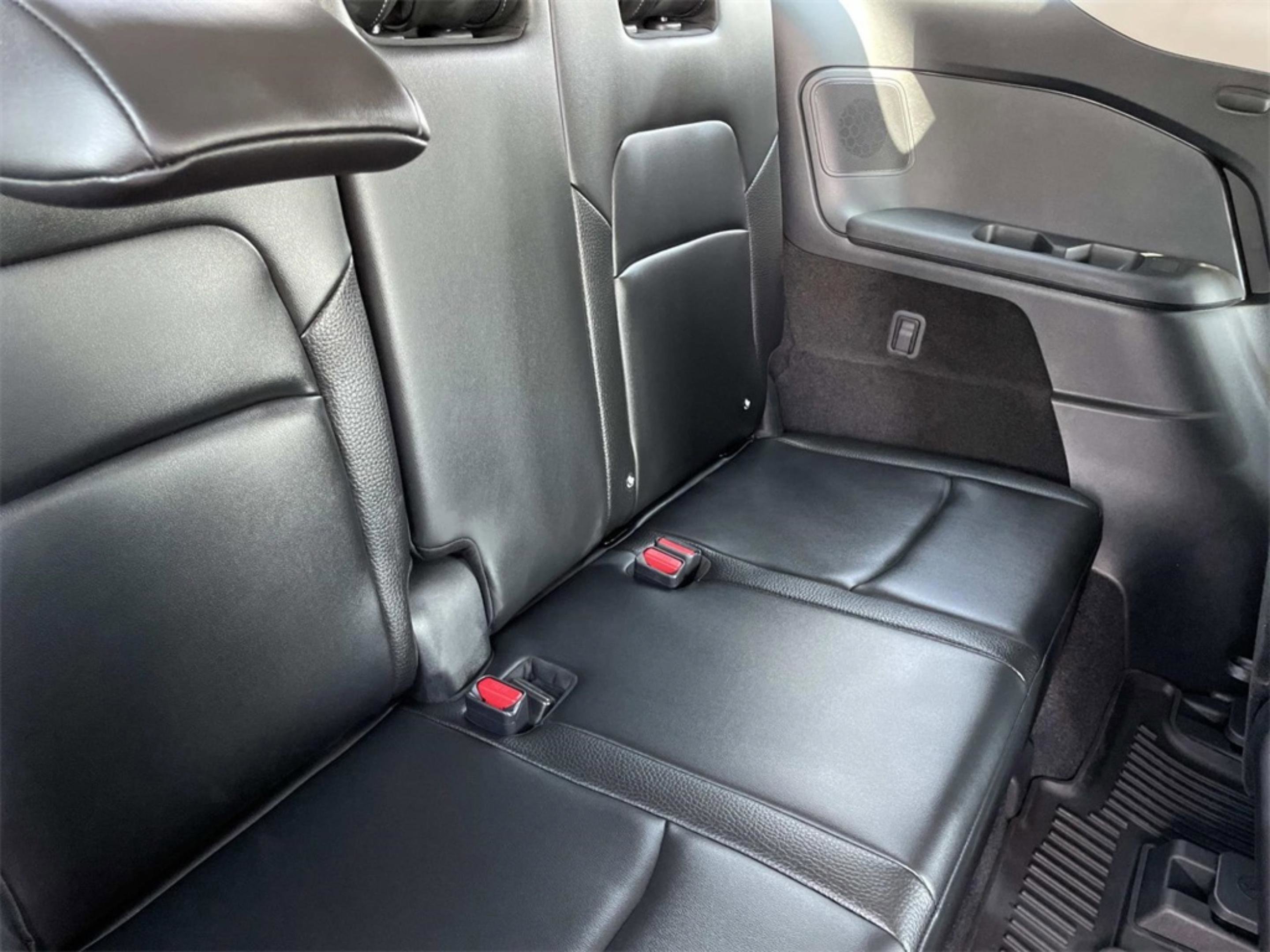 2025 Nissan Pathfinder SL photo 20