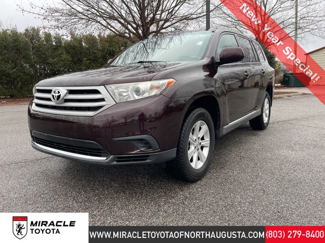2013 Toyota Highlander Base's photo