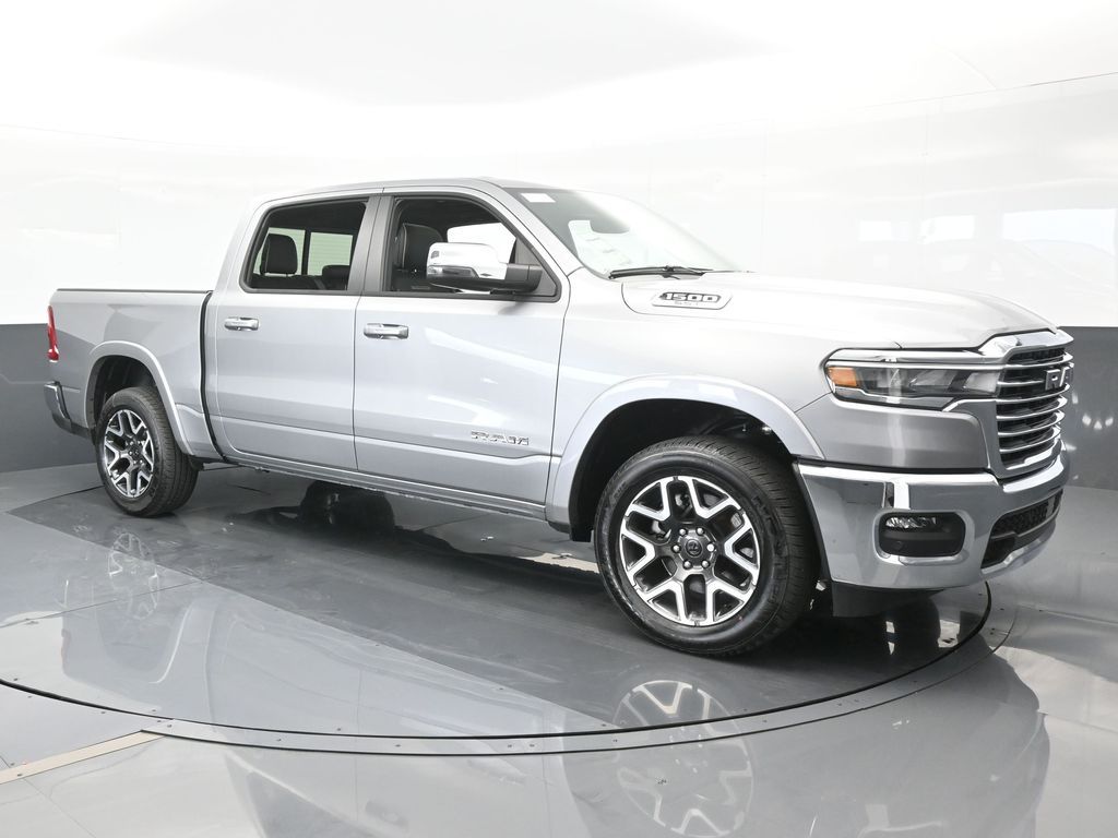 2025 Ram 1500 Laramie photo 8