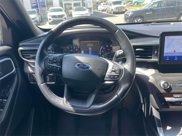 2020 Ford Explorer XLT photo 14