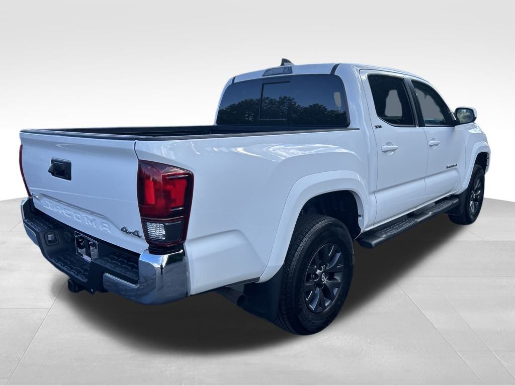2022 Toyota Tacoma SR5 photo 5