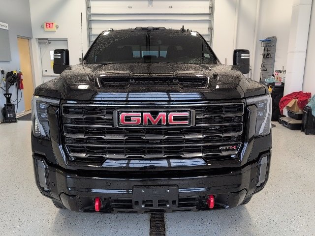 2024 Gmc Sierra HD AT4 photo 2
