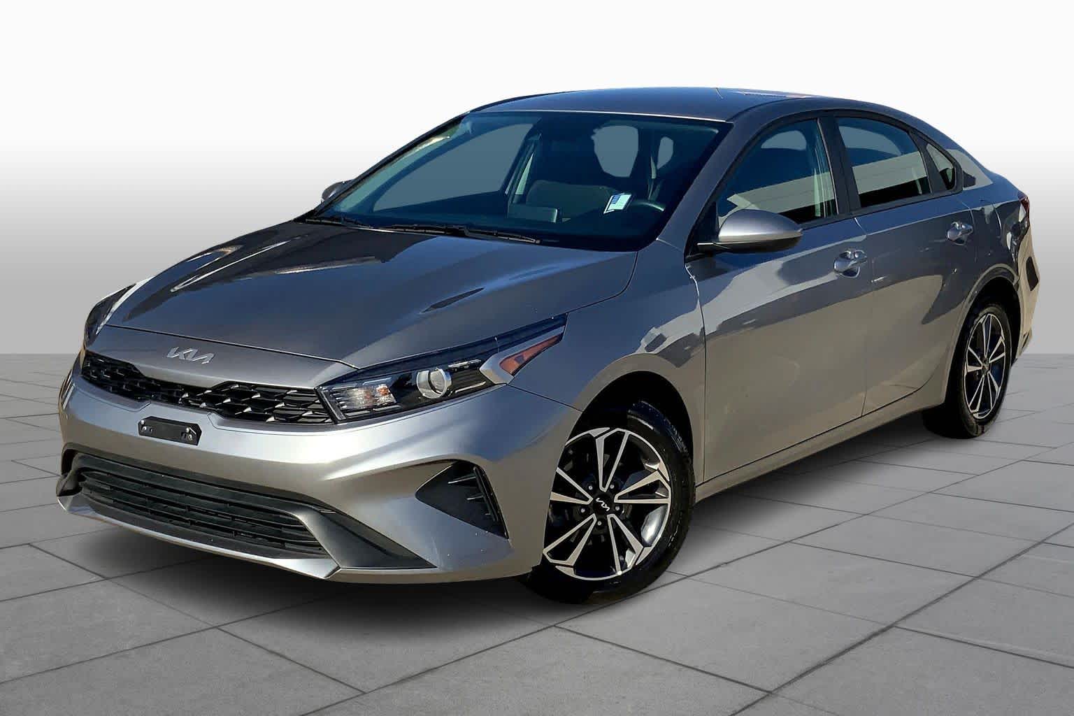 2024 Kia Forte LXS's photo