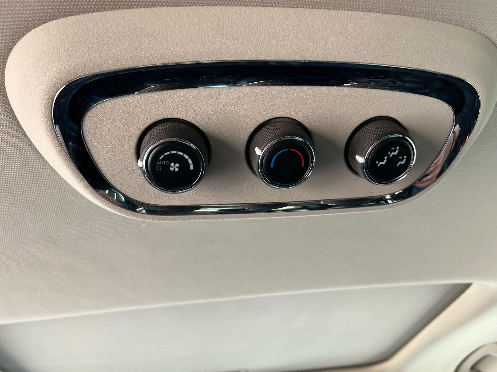 2018 Dodge Durango GT photo 34