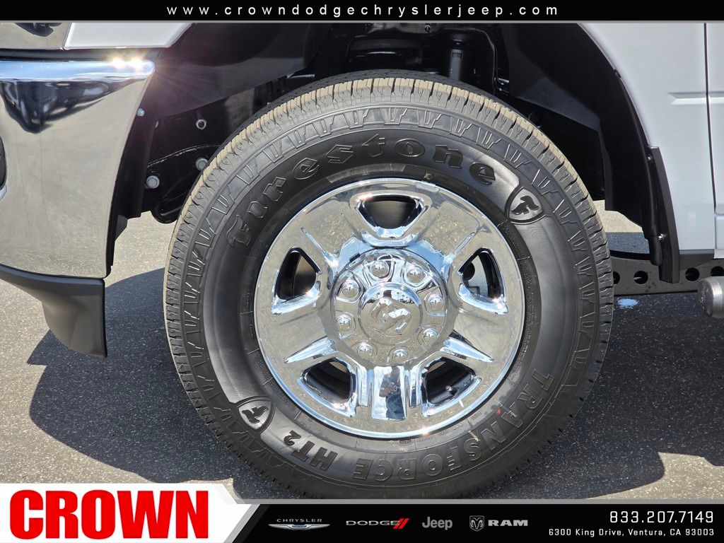 2026 Ram 2500 Tradesman photo 9