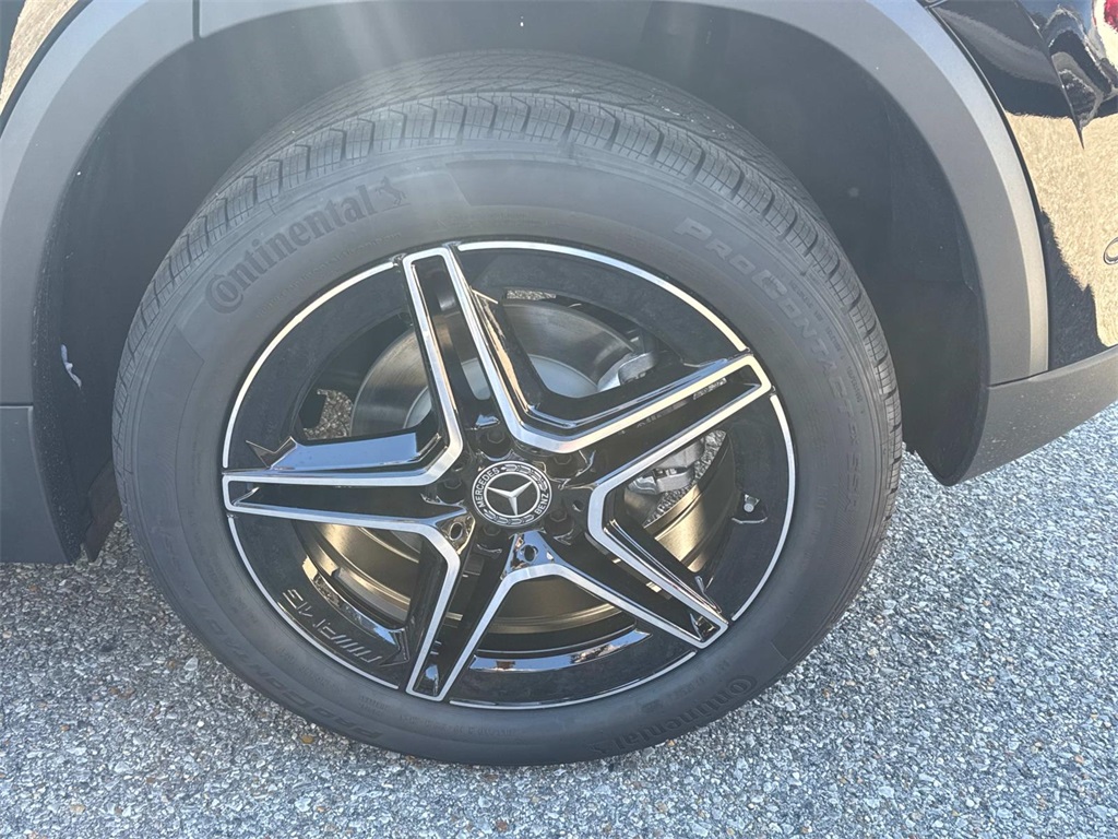 2026 Mercedes Benz GLA 250 photo 2