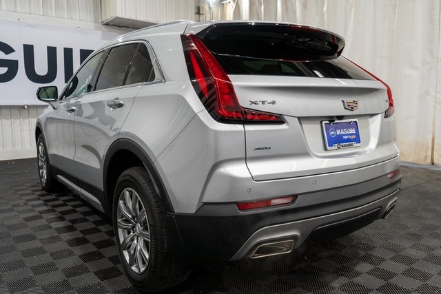 2021 Cadillac XT4 Premium Luxury photo 3