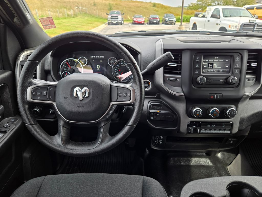 2024 Ram 2500 Tradesman photo 16
