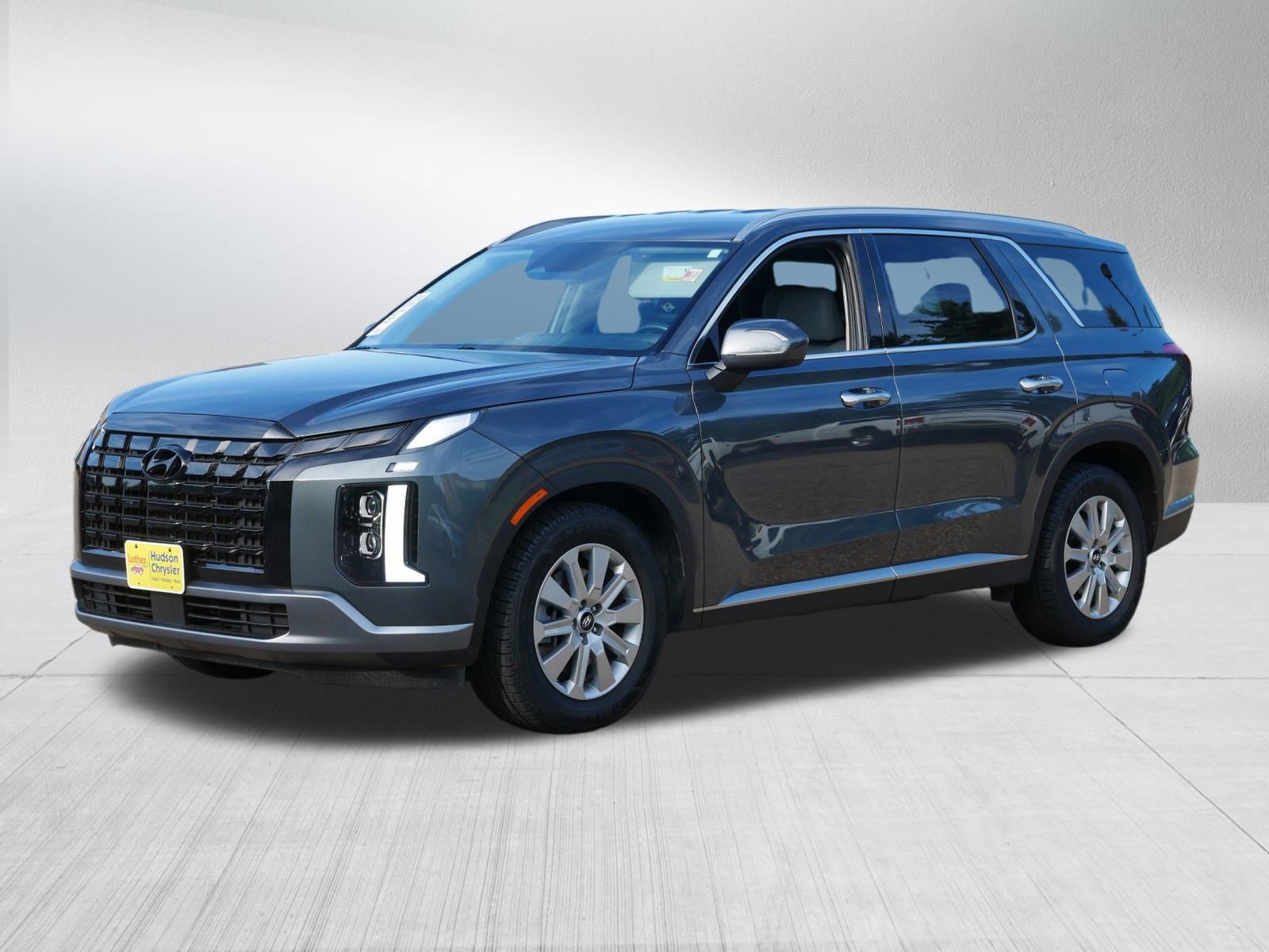 2025 Hyundai Palisade SEL photo 3