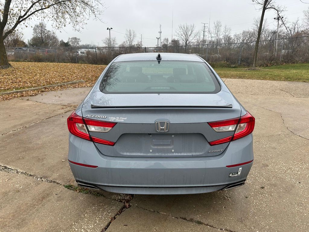 2022 Honda Accord Sport photo 4