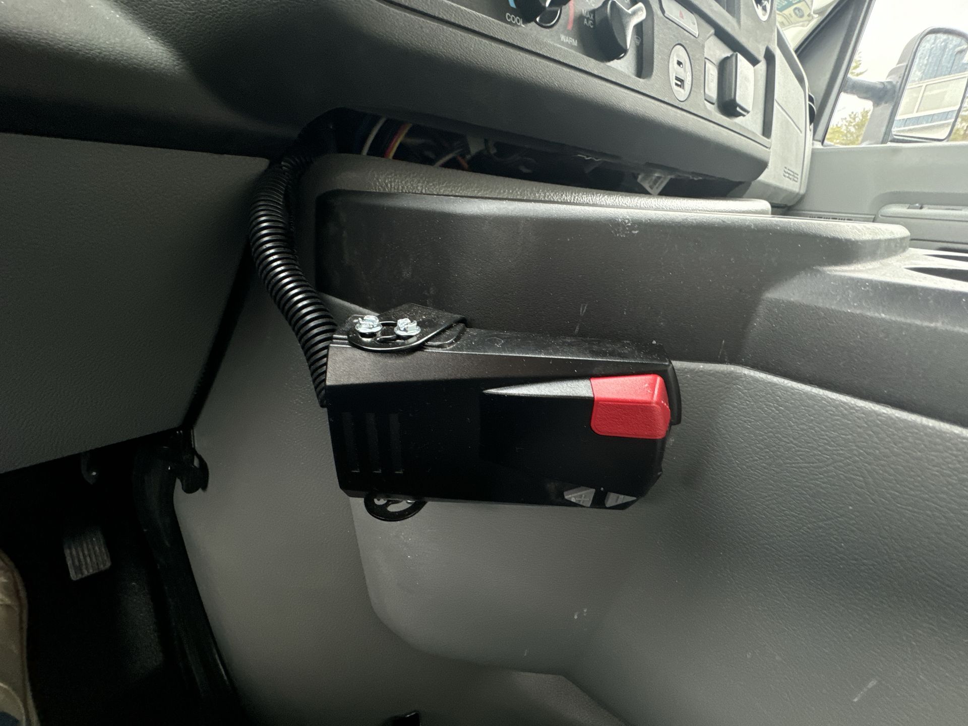 2026 Ford E-350 Base photo 12