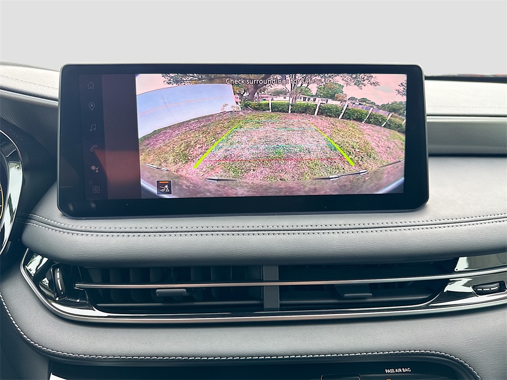 2026 Infiniti QX60 Pure photo 13