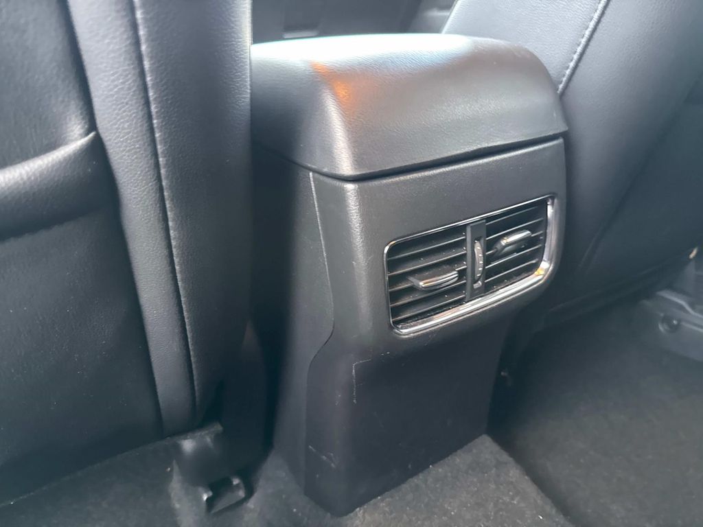 2022 Mazda CX-5 2.5 S Preferred photo 17
