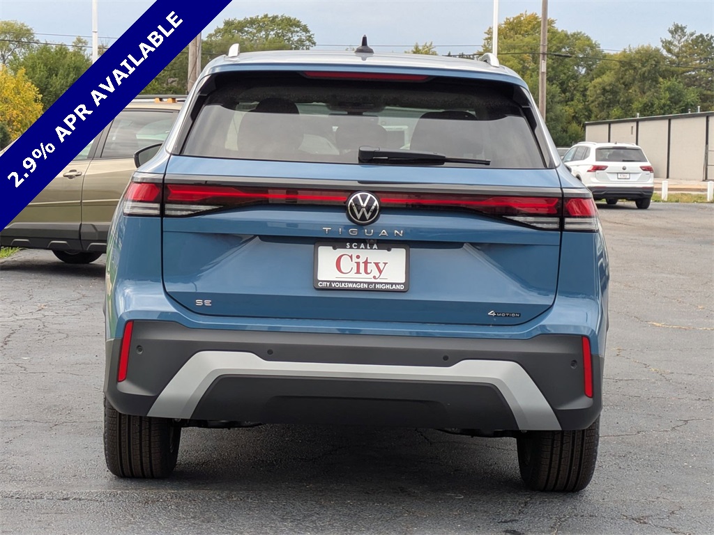 2025 Volkswagen Tiguan SE photo 4