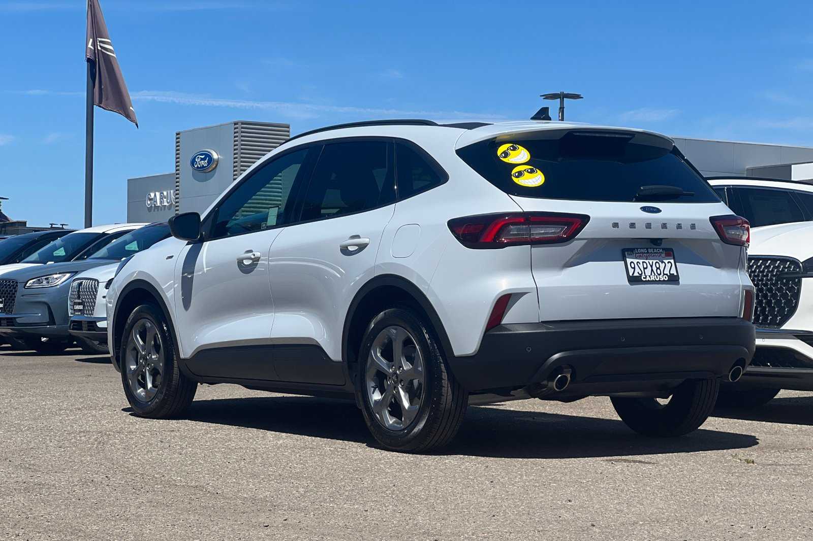 2025 Ford Escape ST-Line photo 4