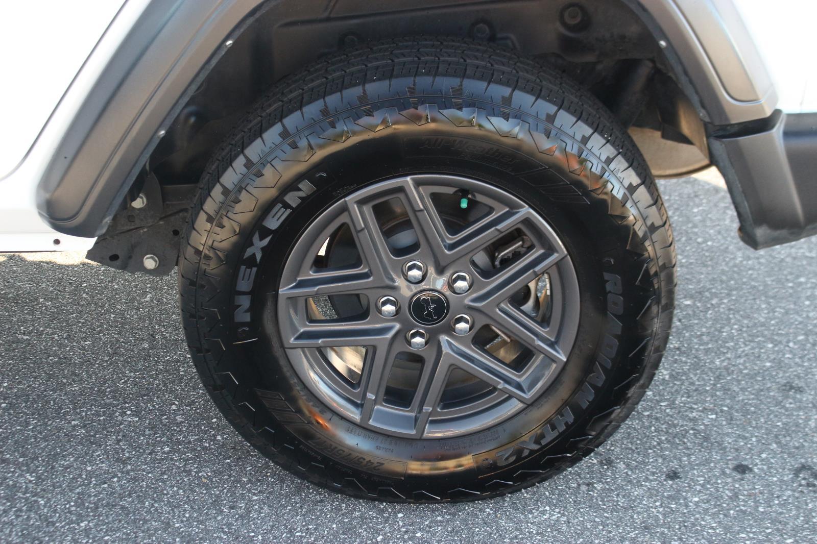 2024 Jeep Wrangler Sport S photo 32