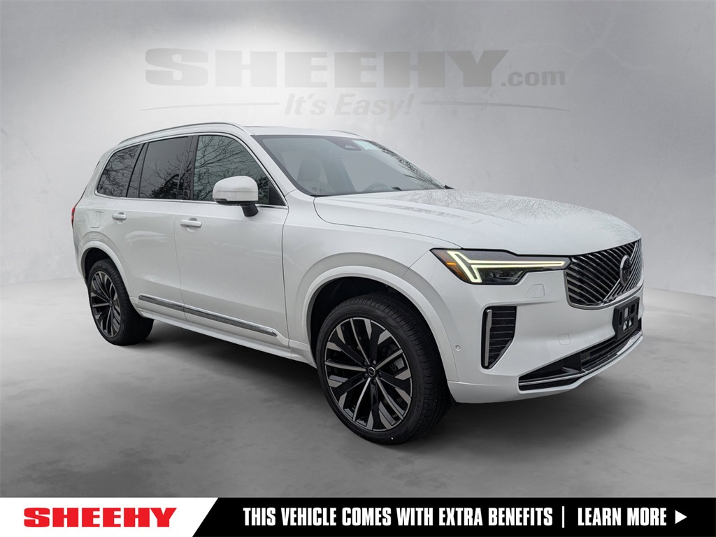 2026 Volvo XC90 Plus's photo