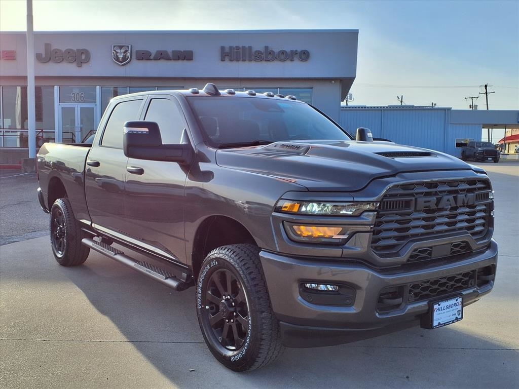 2026 RAM Ram 2500 Pickup Tradesman/Black Express's photo