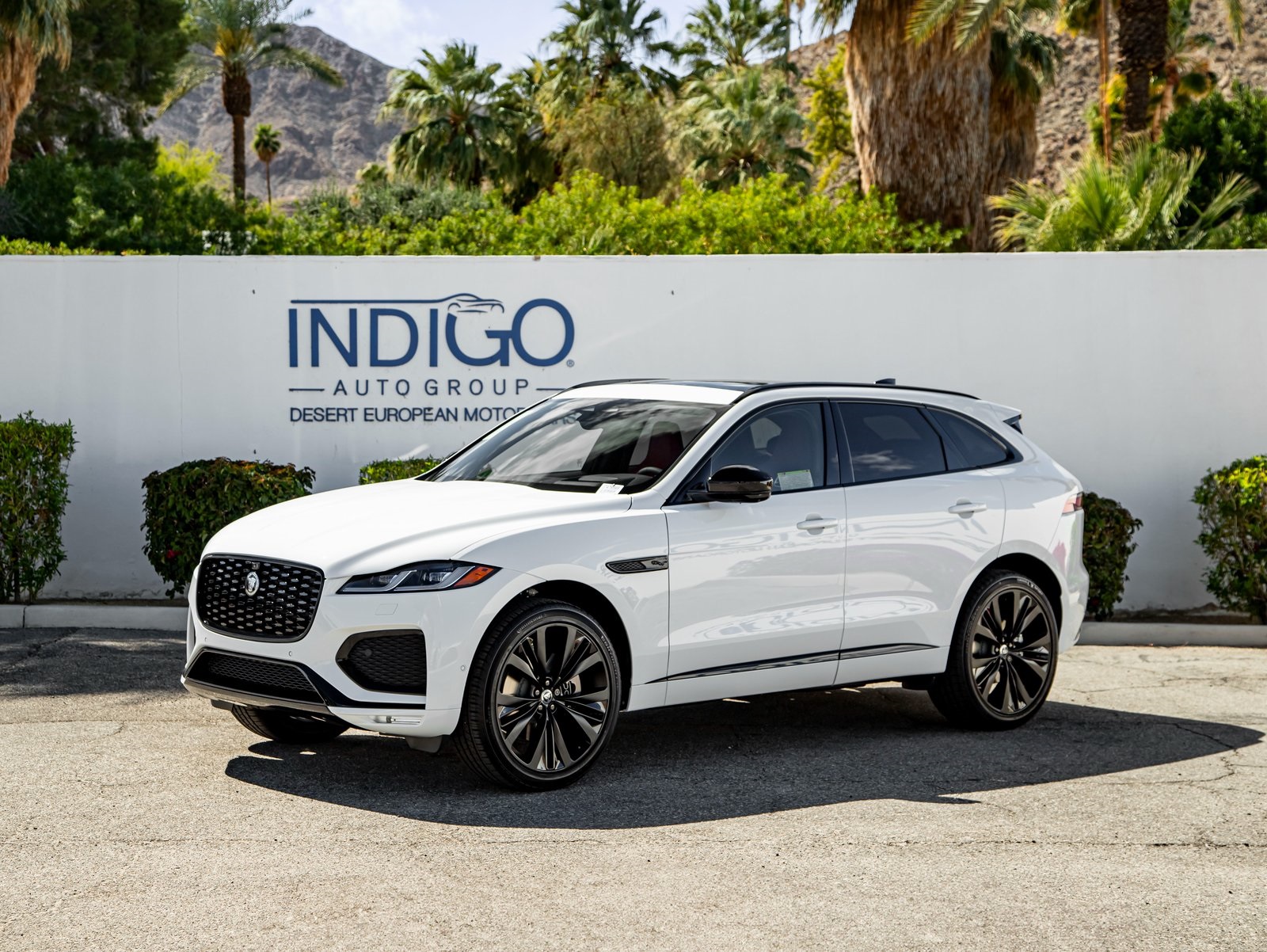 2026 Jaguar F-Pace R-Dynamic S's photo