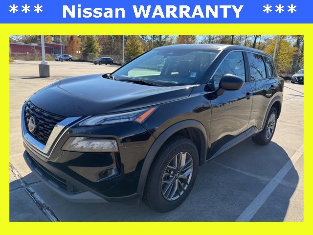 2023 Nissan Rogue S's photo