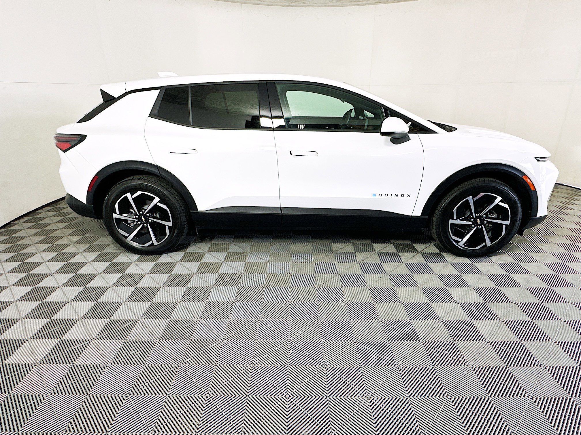 Used 2025 Chevrolet Equinox EV 1LT with VIN 3GN7DMRP3SS217068 for sale in Coconut Creek, FL