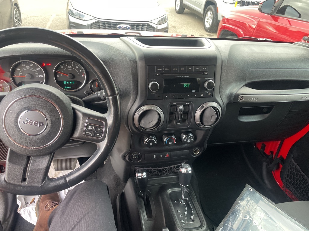 2018 Jeep Wrangler Unlimited Sport photo 4