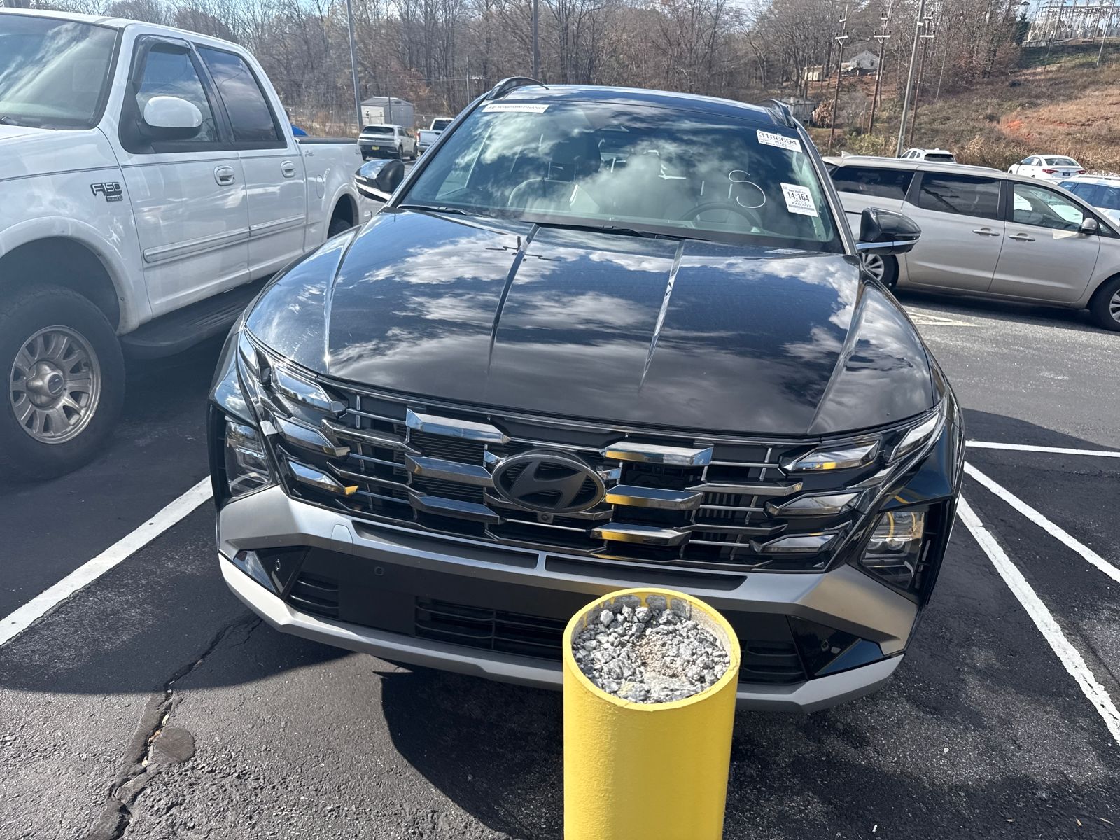 2025 Hyundai Tucson Hybrid Limited photo 4